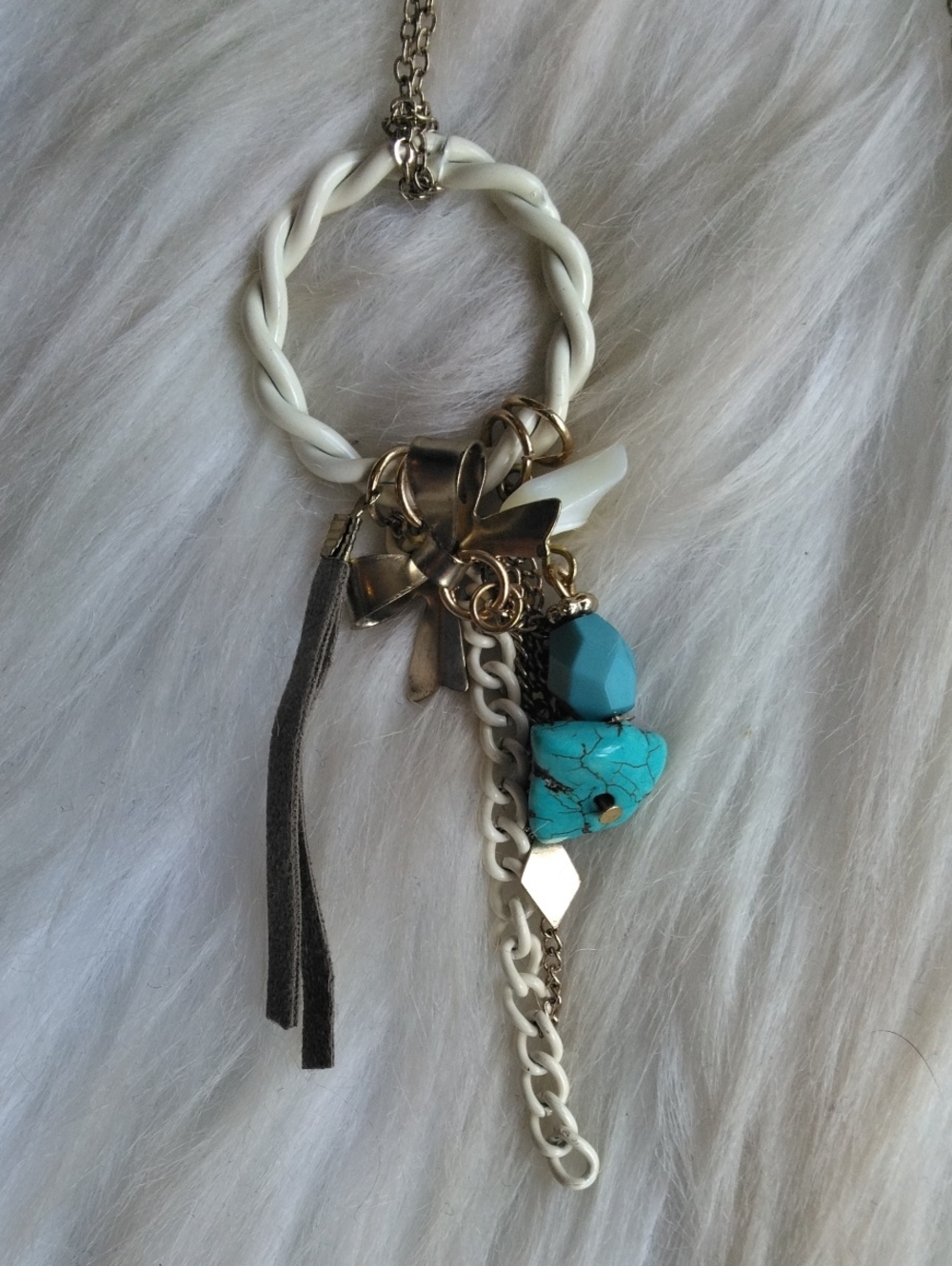 blue Howlite & Mother Of Pearl Gold Tone Long Necklace W Bow